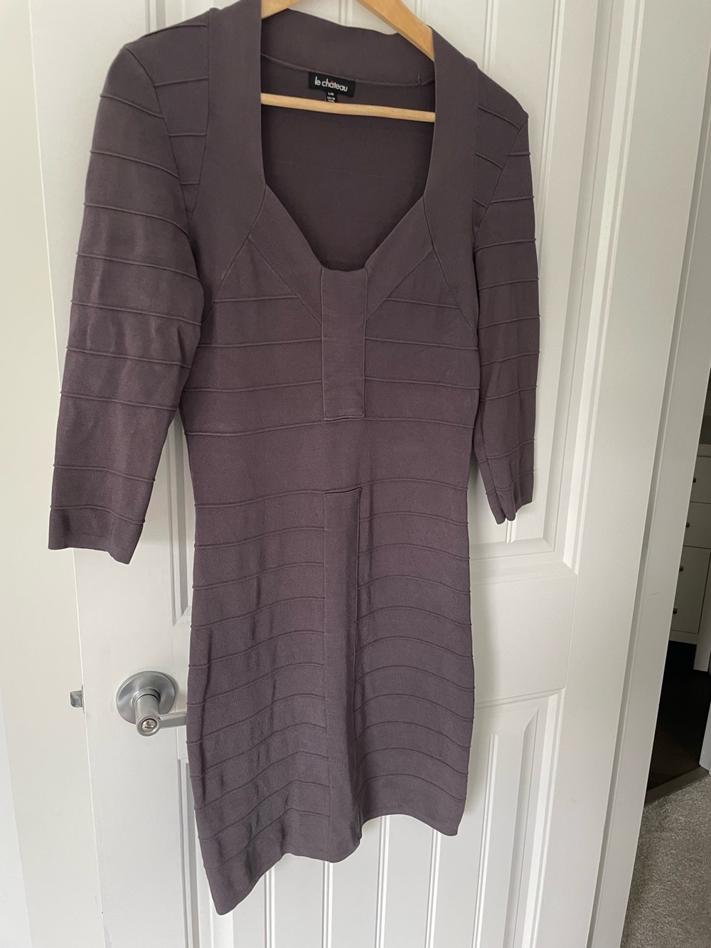 Le Chateau Women's Grey Knit Fitted stretch dress